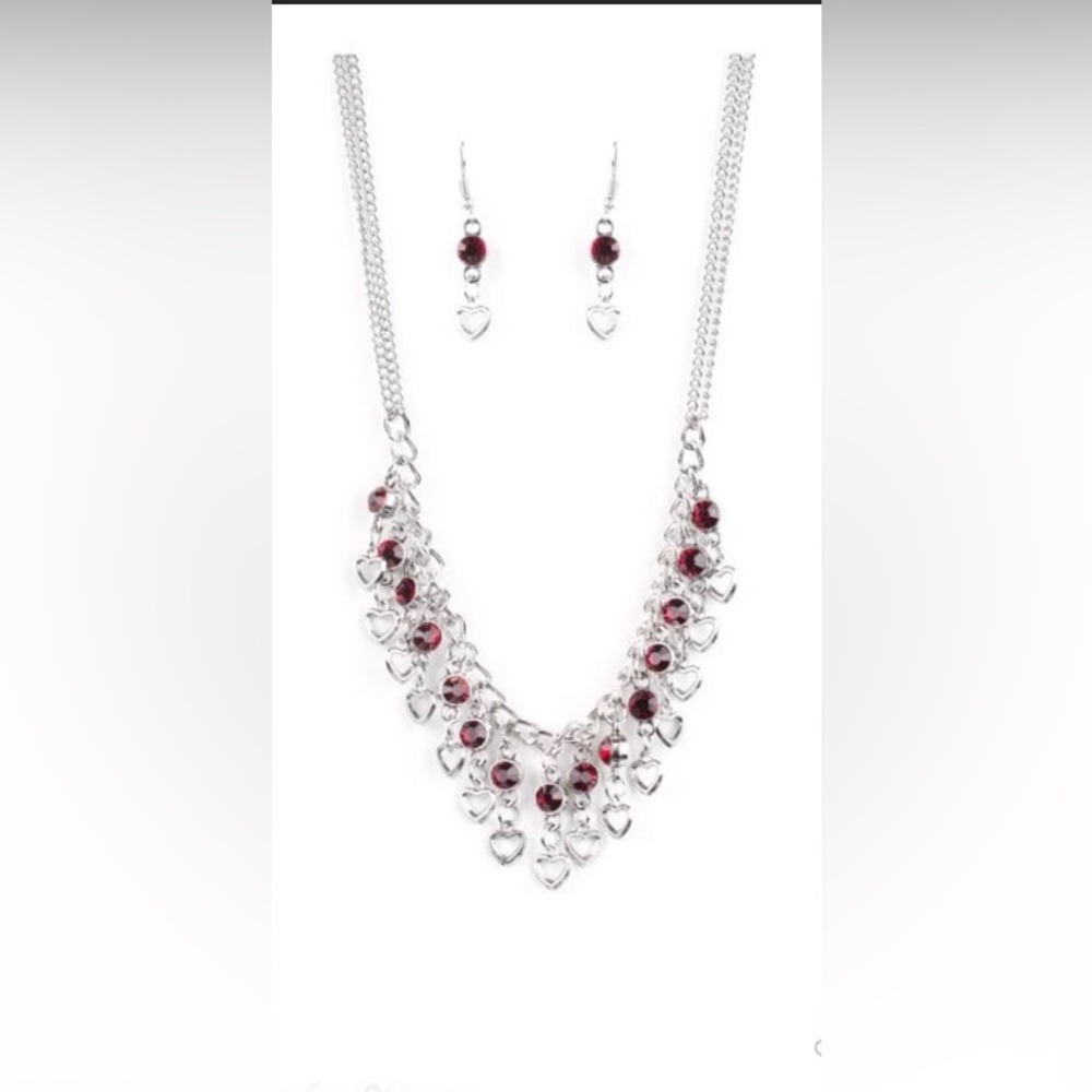 ❣️Silver hearts and red rhinestones necklace❣️*